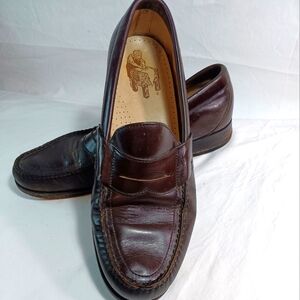 SAS 9.5 Handstitched Vintage Loafers